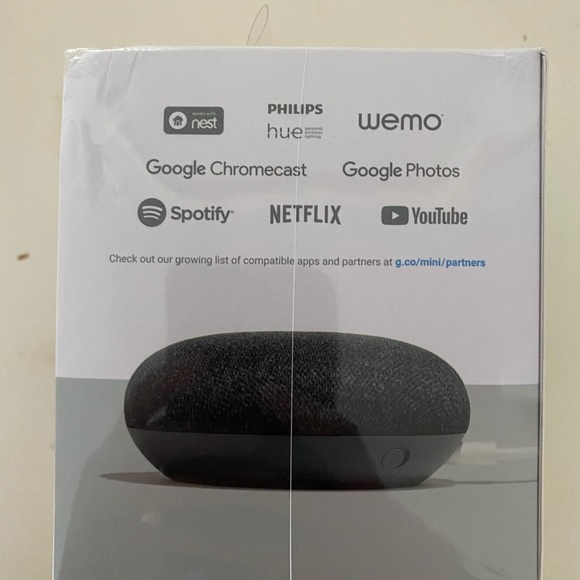 Google mini - Picture 2 of 5